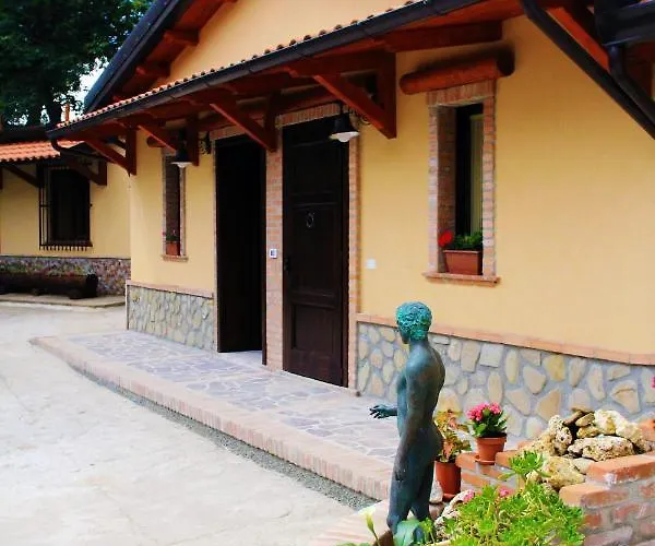 Colle Angaro-azienda Agrituristica 3*