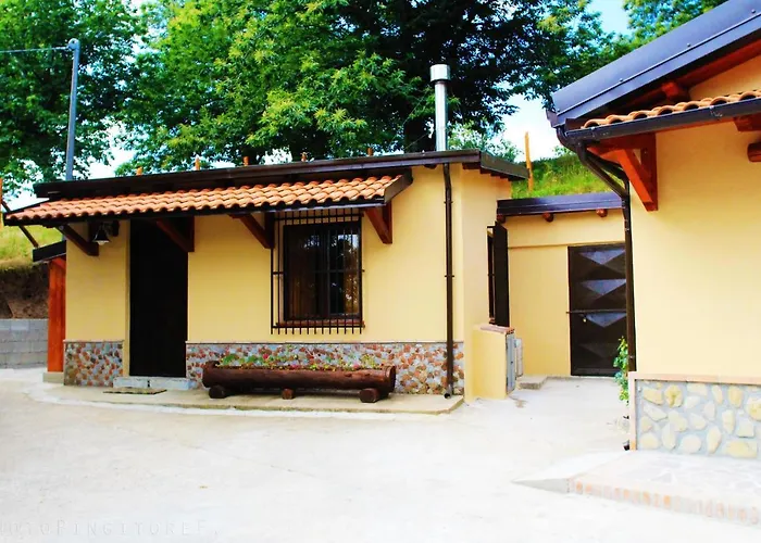 Colle Angaro-azienda Agrituristica Alojamento de Acomodação e Pequeno-almoço 3*