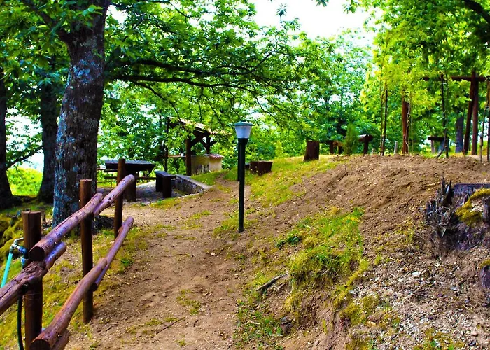 Alojamento de Acomodação e Pequeno-almoço Colle Angaro-azienda Agrituristica